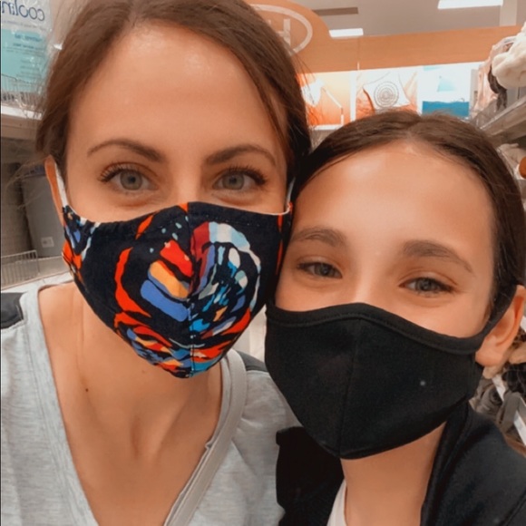 Meet your Posher, Melissa - Picture 4 of 5